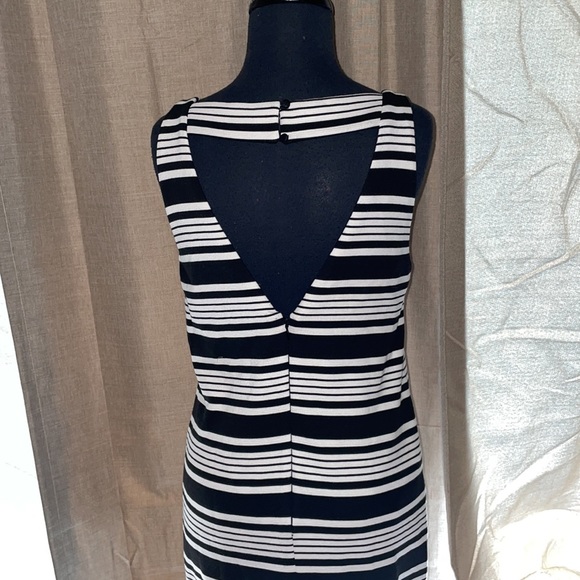 Betsey Johnson V-Neck Dress - Picture 3 of 3